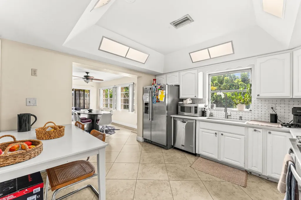 1270 SW 8th Street Boca Raton FL 33486