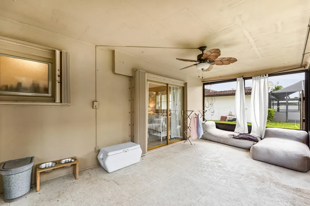 1270 SW 8th Street Boca Raton FL 33486