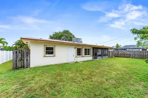 1270 SW 8th Street Boca Raton FL 33486