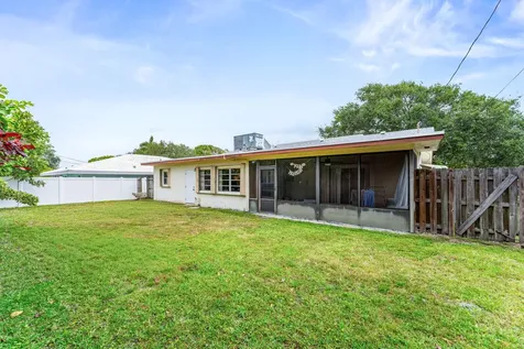 1270 SW 8th Street Boca Raton FL 33486