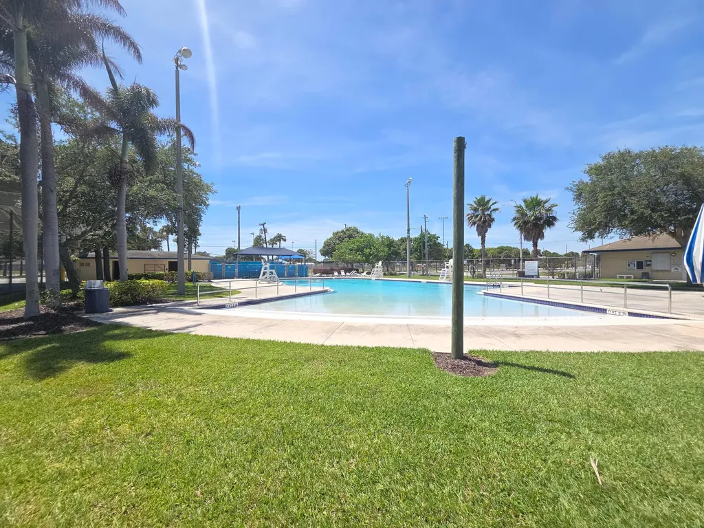 1219 Avenue M Fort Pierce FL 34950