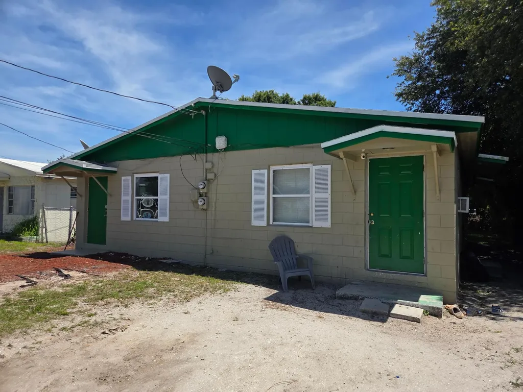 1219 Avenue M Fort Pierce FL 34950