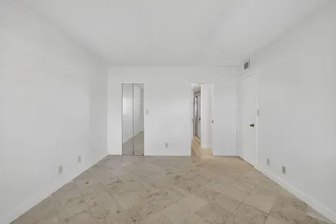 3041 N Oakland Forest Drive Oakland Park FL 33309