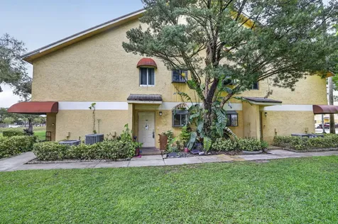 3041 N Oakland Forest Drive Oakland Park FL 33309