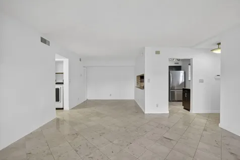 3041 N Oakland Forest Drive Oakland Park FL 33309