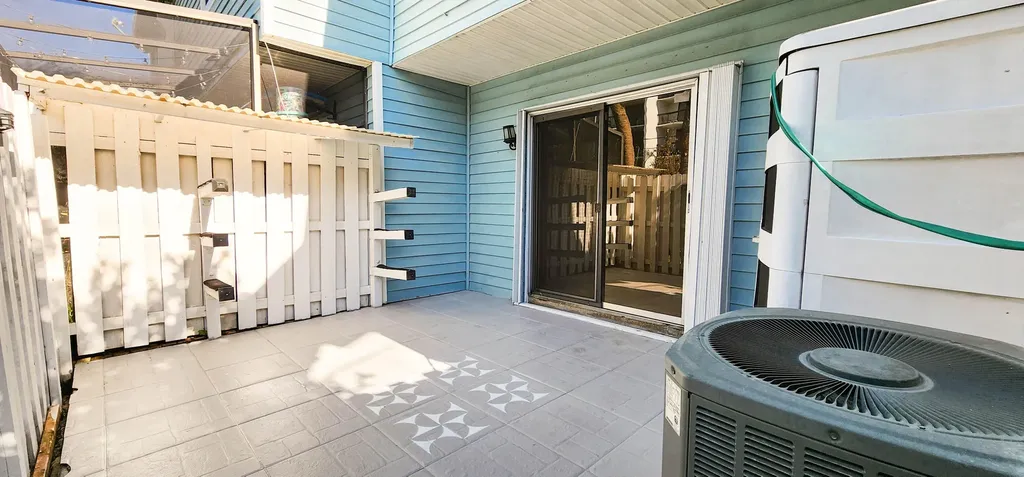 2855 NE 15th Street Pompano Beach FL 33062
