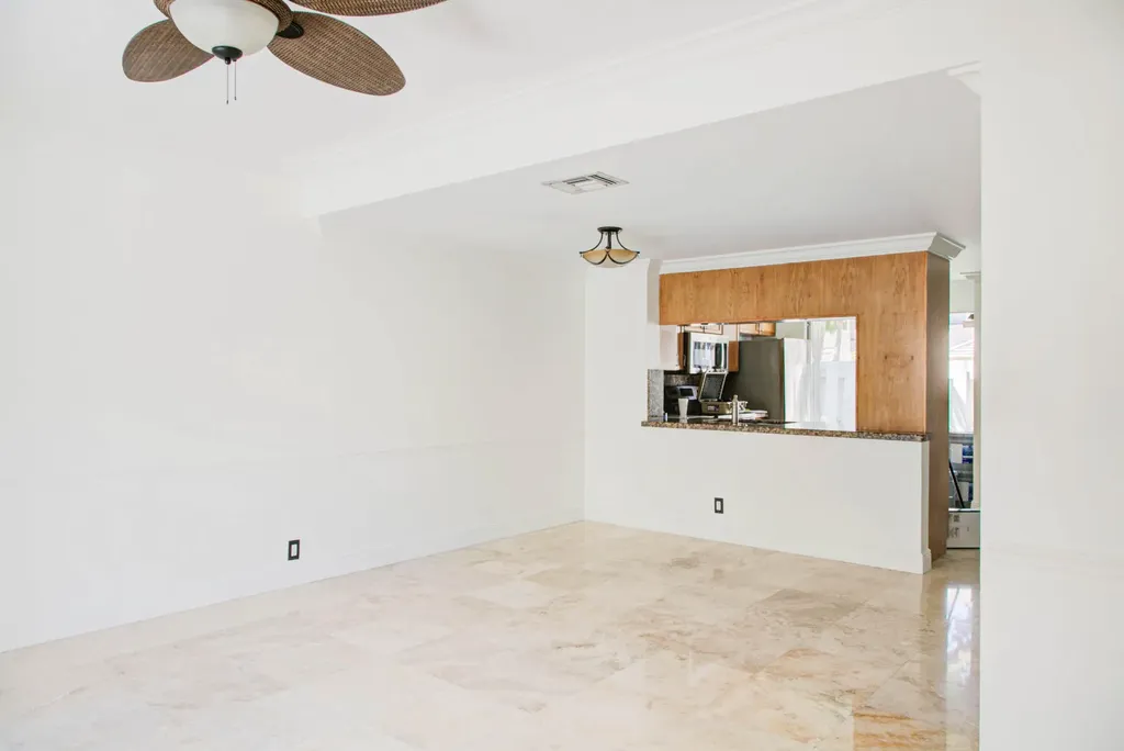 2855 NE 15th Street Pompano Beach FL 33062