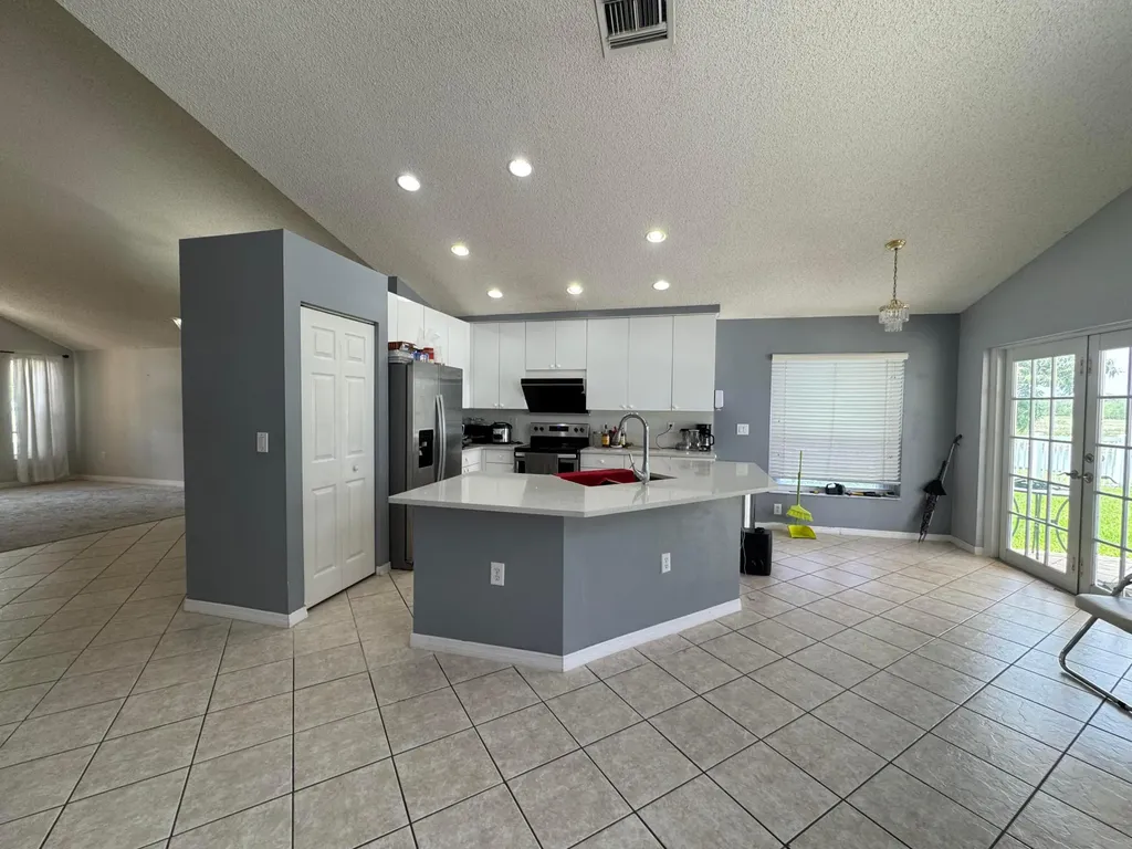 1490 NW 144th Avenue Pembroke Pines FL 33028