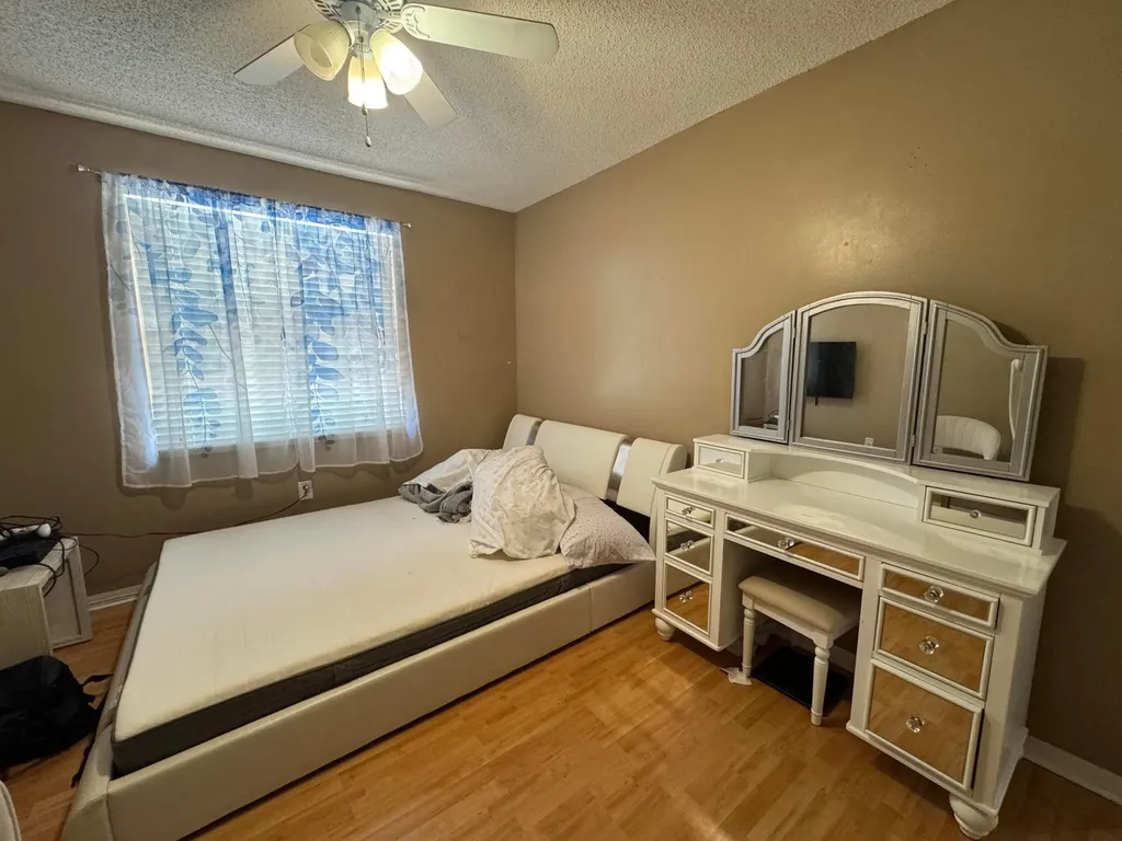 1490 NW 144th Avenue Pembroke Pines FL 33028