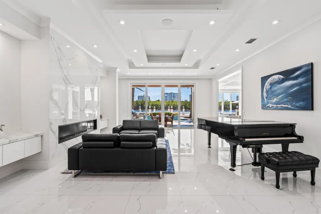 7212 NE 8th Drive Boca Raton FL 33487