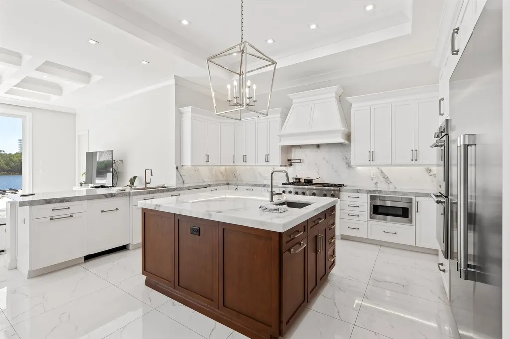 7212 NE 8th Drive Boca Raton FL 33487