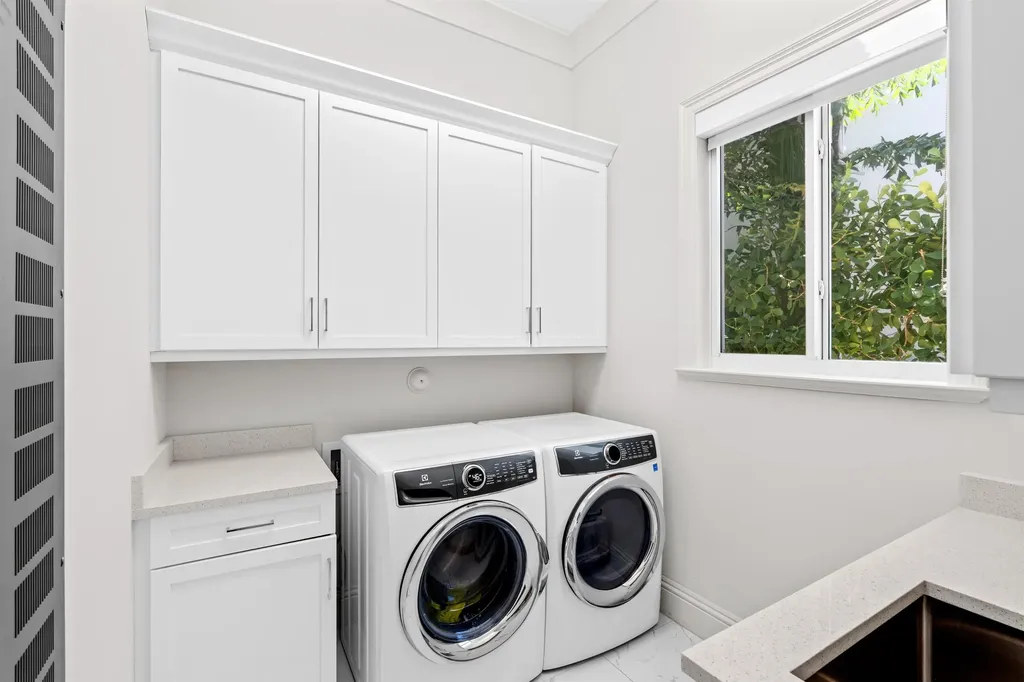 7212 NE 8th Drive Boca Raton FL 33487