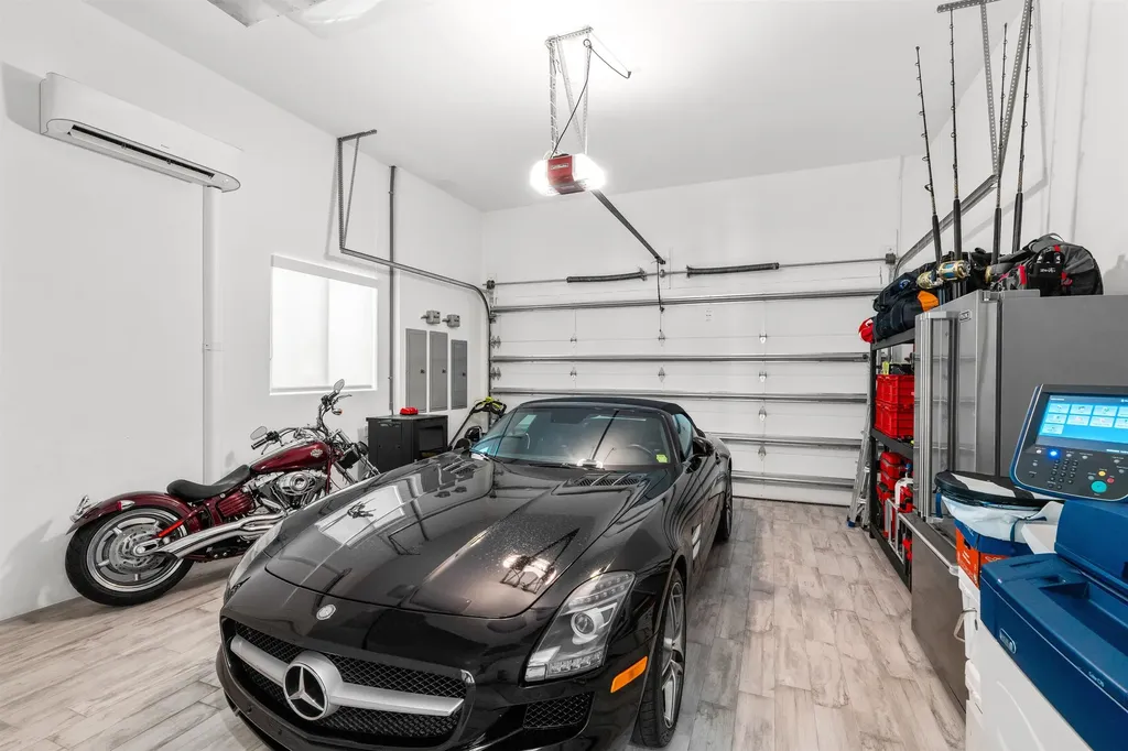 7212 NE 8th Drive Boca Raton FL 33487