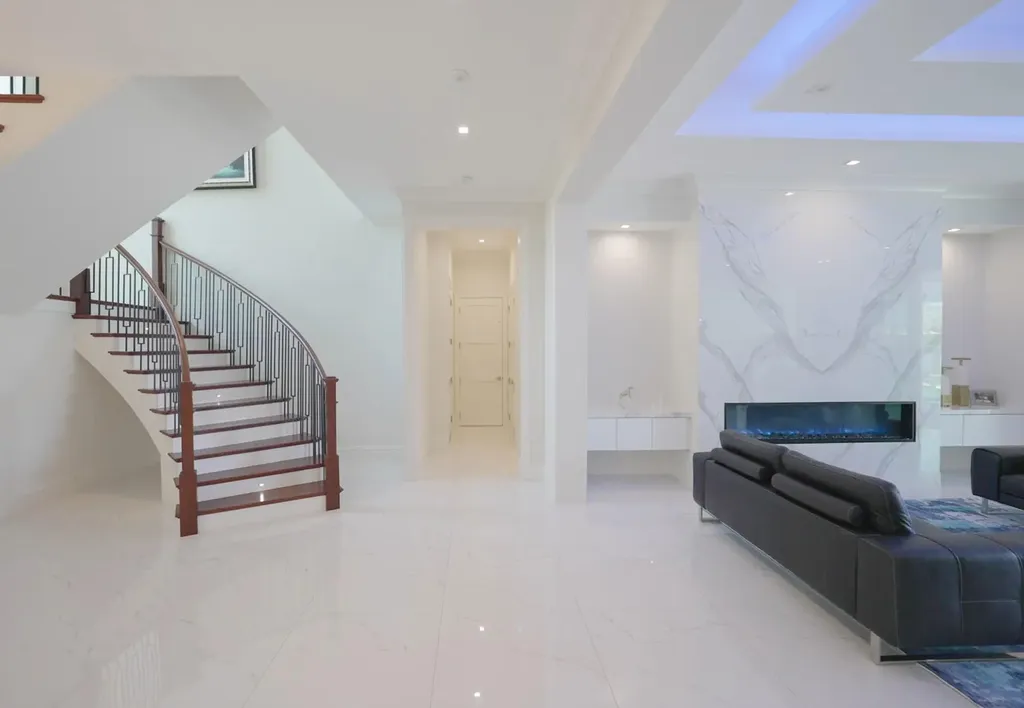 7212 NE 8th Drive Boca Raton FL 33487