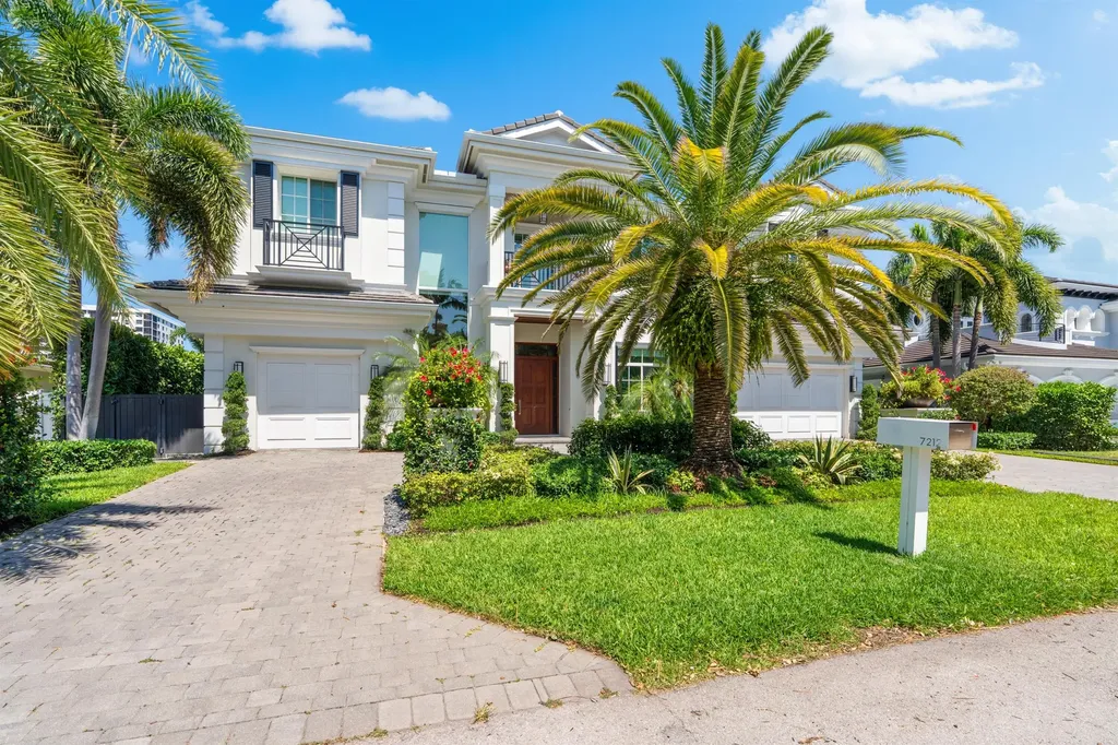 7212 NE 8th Drive Boca Raton FL 33487