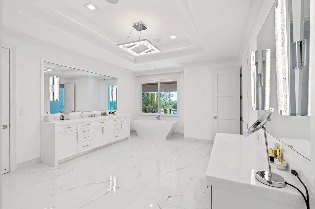 7212 NE 8th Drive Boca Raton FL 33487