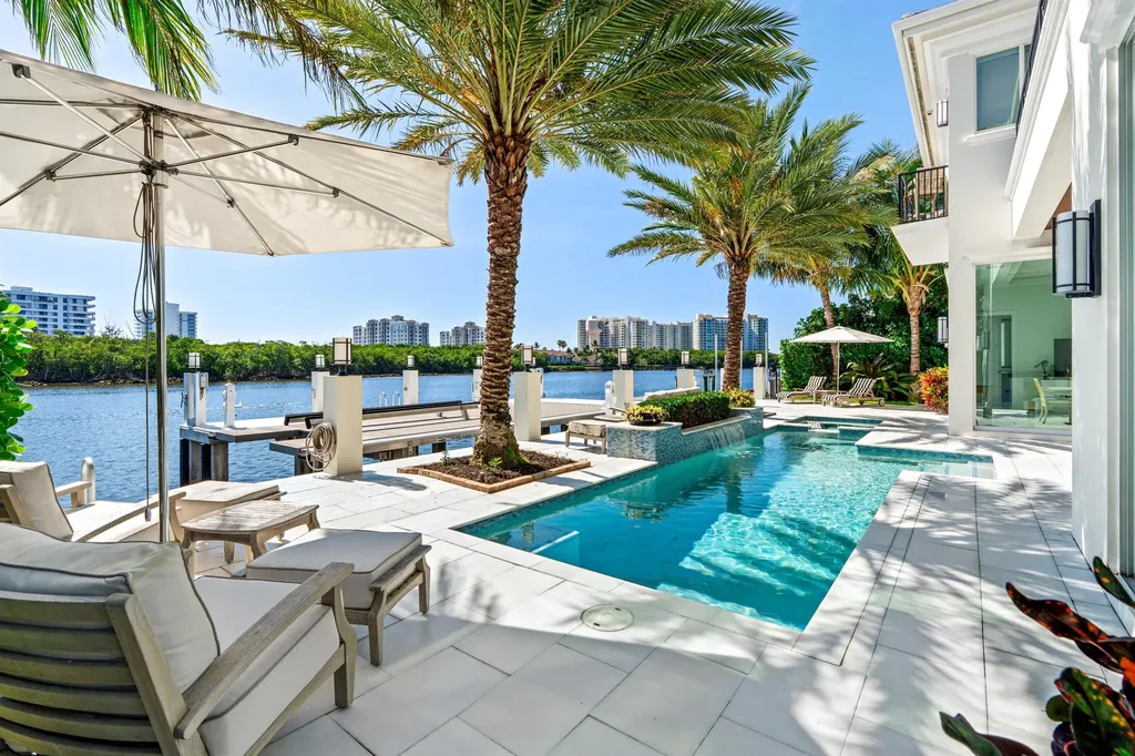 7212 NE 8th Drive Boca Raton FL 33487