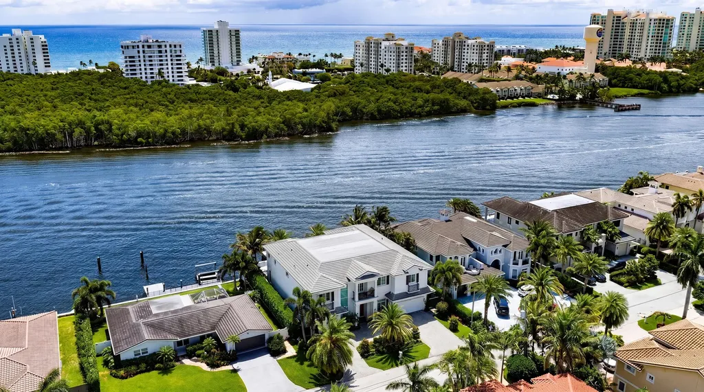 7212 NE 8th Drive Boca Raton FL 33487