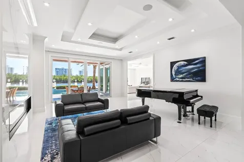7212 NE 8th Drive Boca Raton FL 33487
