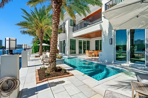 7212 NE 8th Drive Boca Raton FL 33487