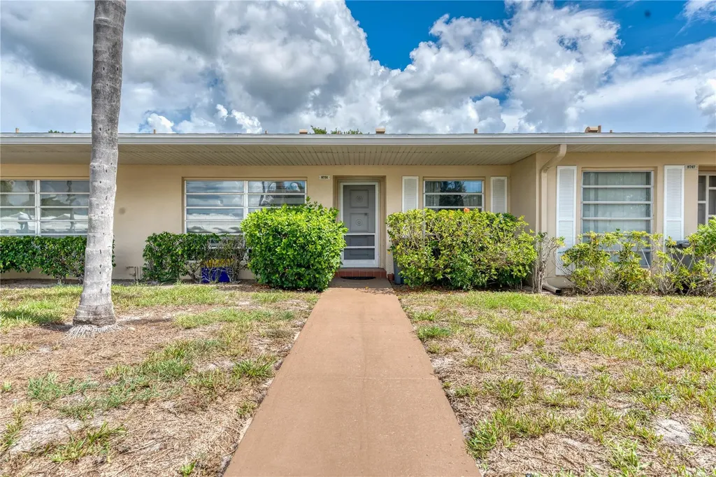 8751 Chevy Chase Drive Boca Raton FL 33433