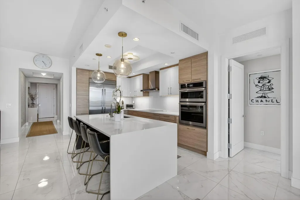 2 Water Club Way North Palm Beach FL 33408