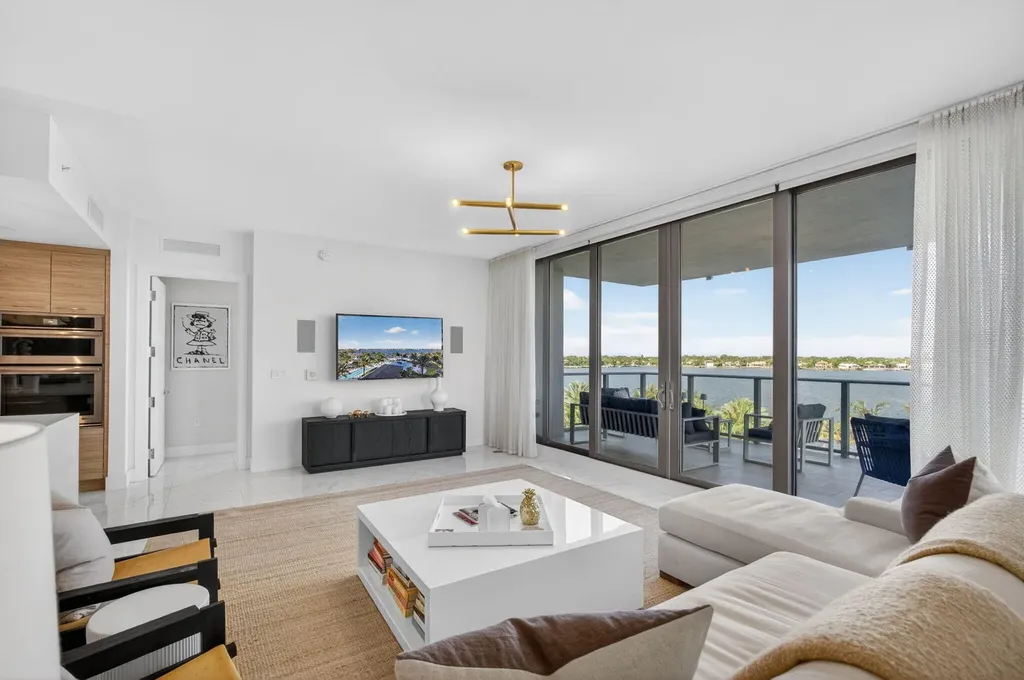 2 Water Club Way North Palm Beach FL 33408