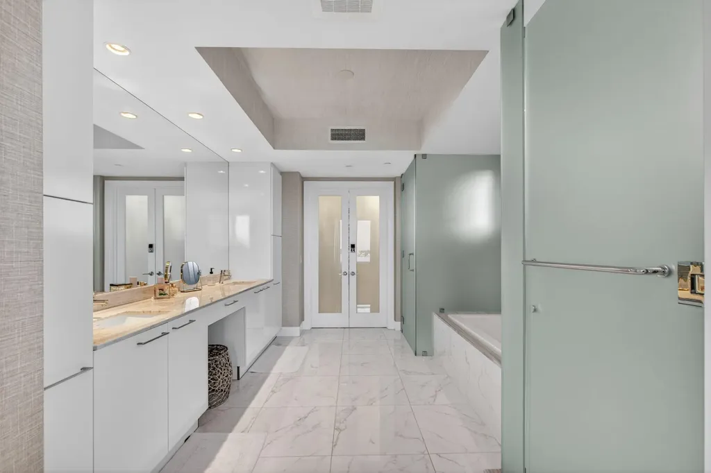 2 Water Club Way North Palm Beach FL 33408