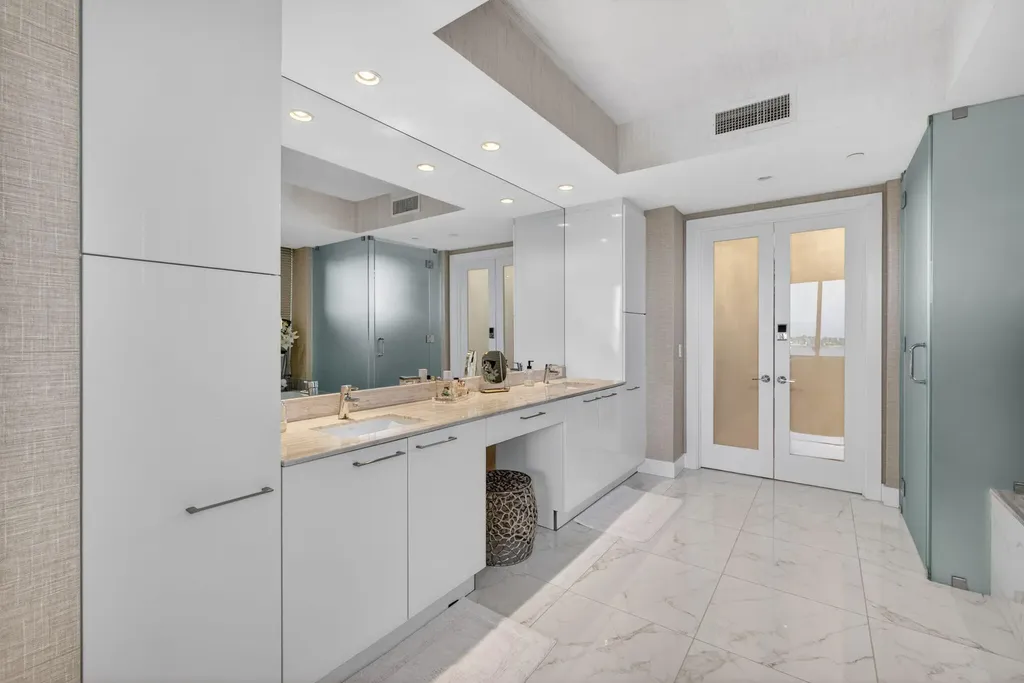 2 Water Club Way North Palm Beach FL 33408
