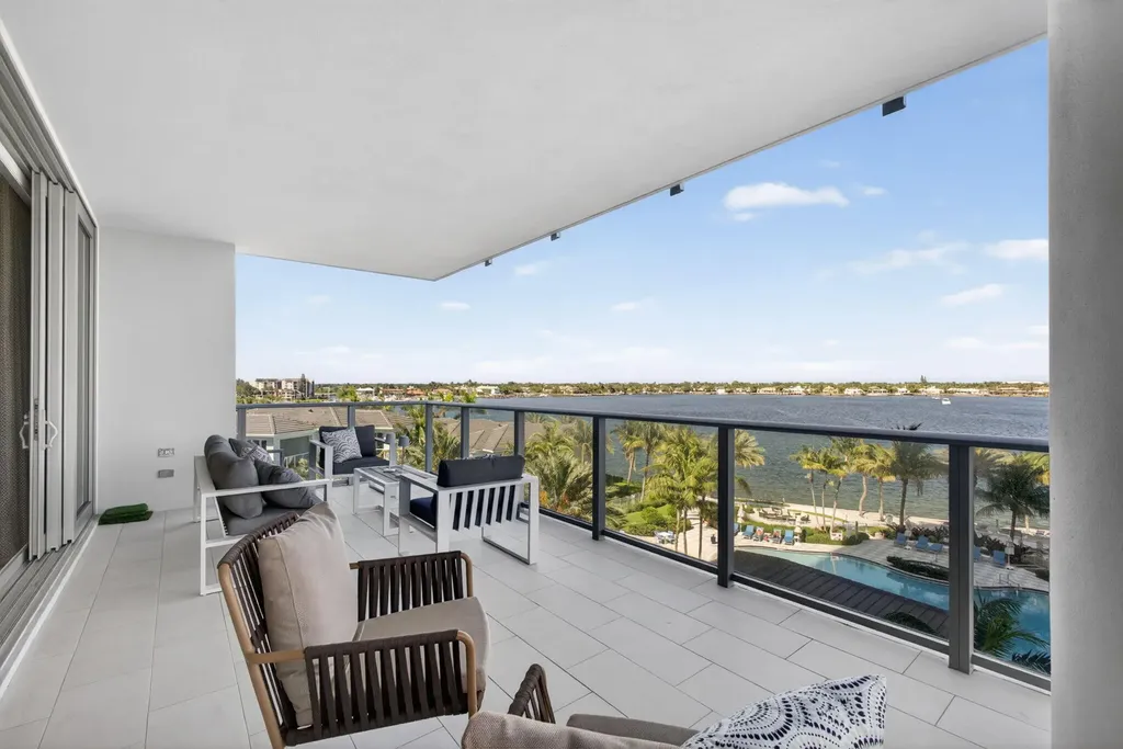 2 Water Club Way North Palm Beach FL 33408