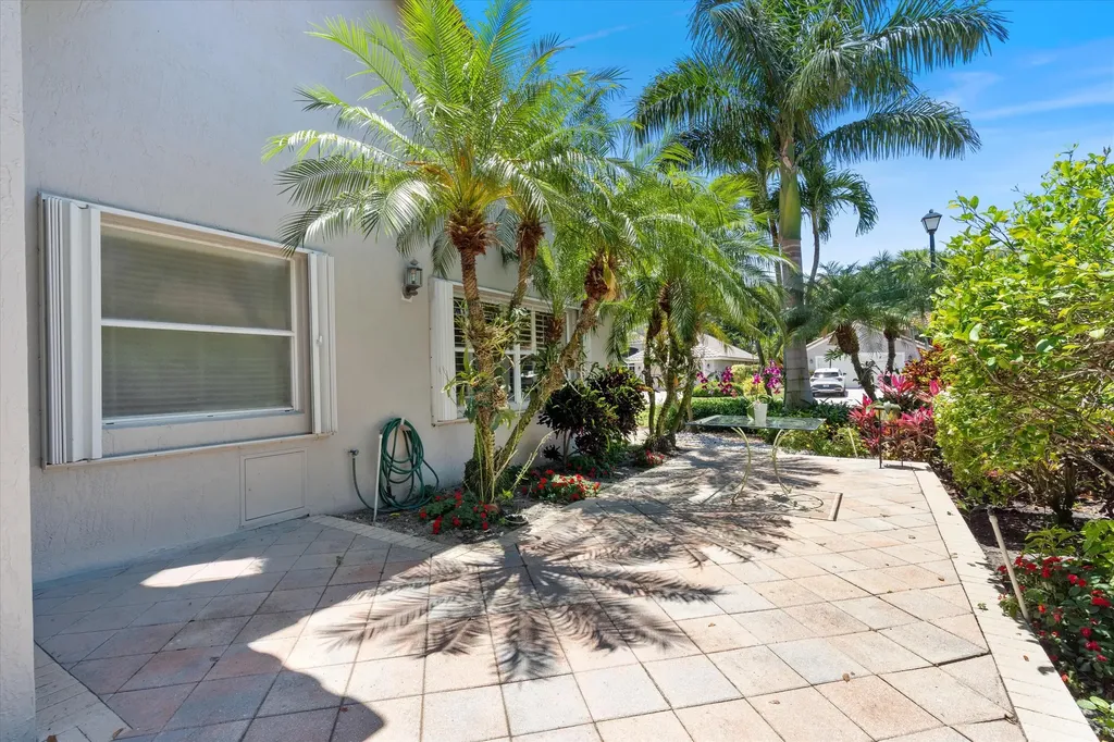 7391 Falls Road W Boynton Beach FL 33437