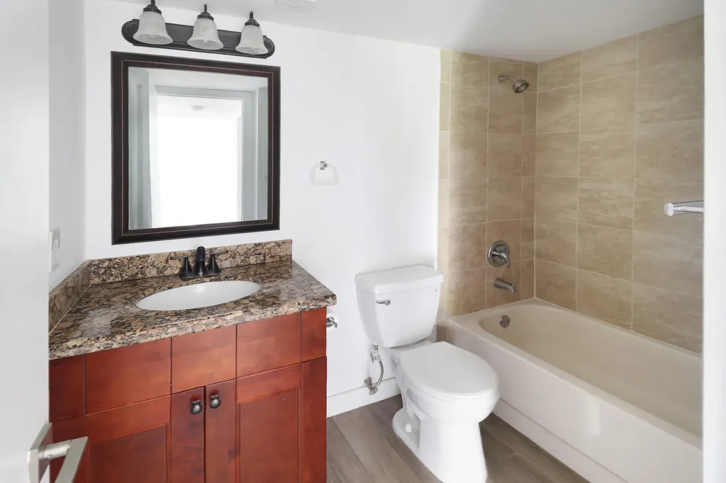 5701 Riverside Drive Coral Springs FL 33067