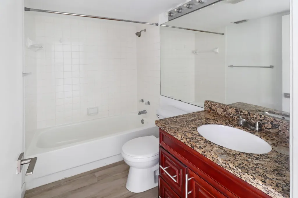 5701 Riverside Drive Coral Springs FL 33067
