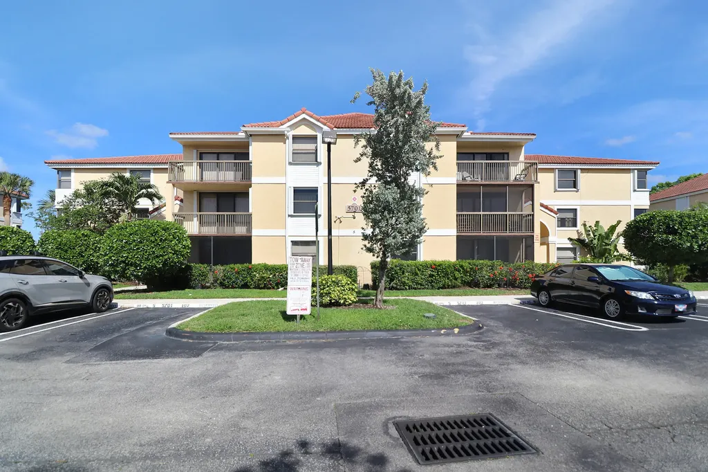 5701 Riverside Drive Coral Springs FL 33067