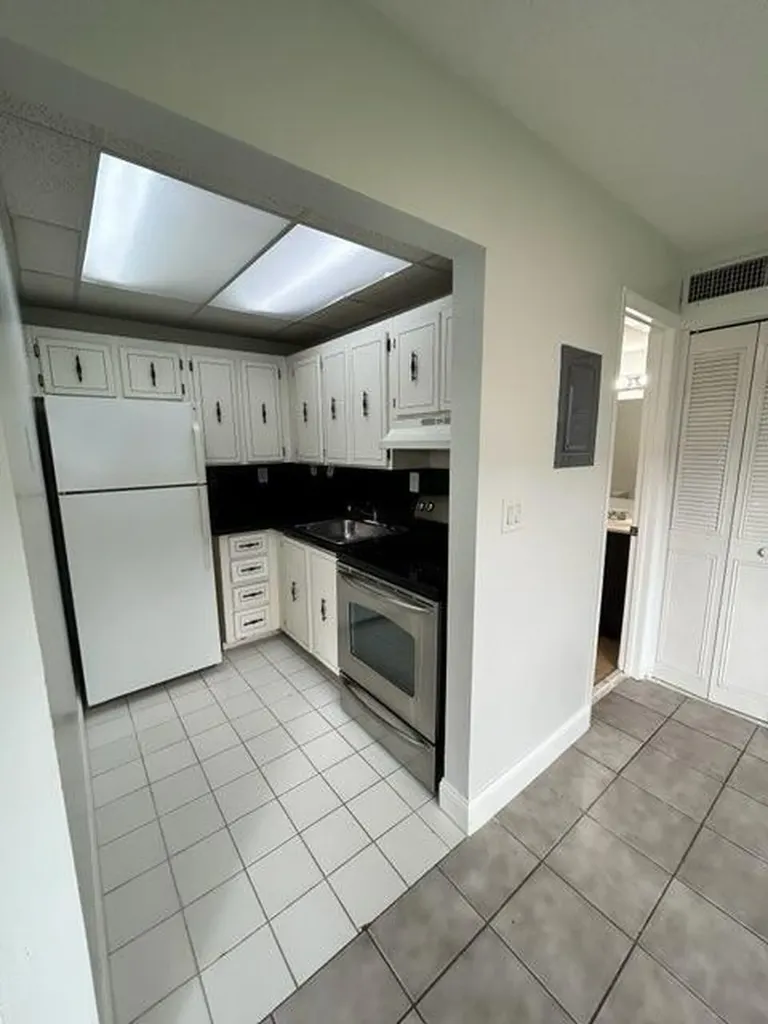 6601 SW 46th Street Davie FL 33314