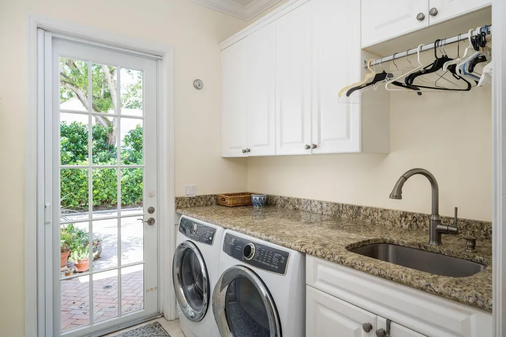 1031 River Trail Indian River Shores FL 32963