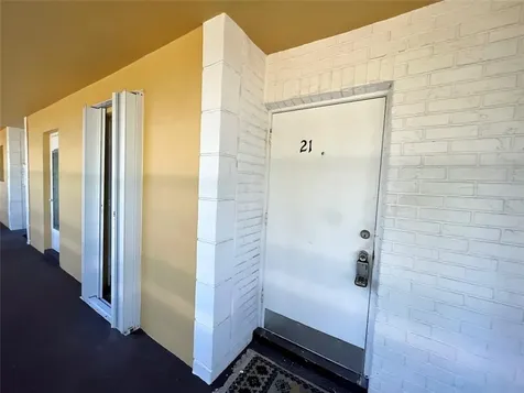 610 SE 2nd Avenue Deerfield Beach FL 33441