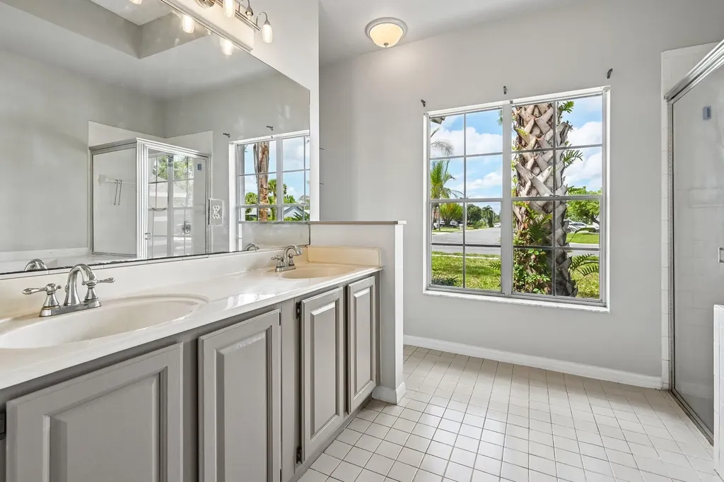 160 Royal Pine Circle S Royal Palm Beach FL 33411