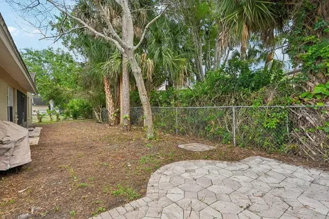 160 Royal Pine Circle S Royal Palm Beach FL 33411
