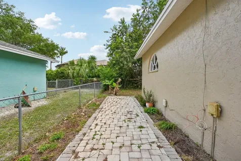 160 Royal Pine Circle S Royal Palm Beach FL 33411