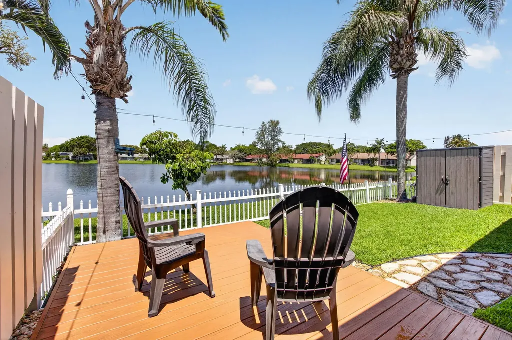 43 Mayfair Lane Boynton Beach FL 33426