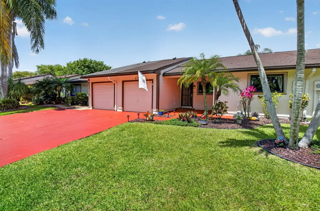 43 Mayfair Lane Boynton Beach FL 33426