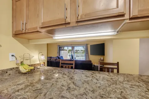 43 Mayfair Lane Boynton Beach FL 33426