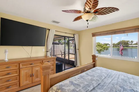 43 Mayfair Lane Boynton Beach FL 33426