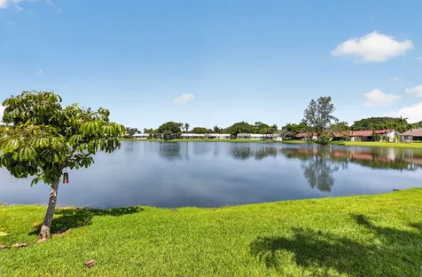 43 Mayfair Lane Boynton Beach FL 33426
