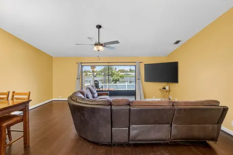 43 Mayfair Lane Boynton Beach FL 33426
