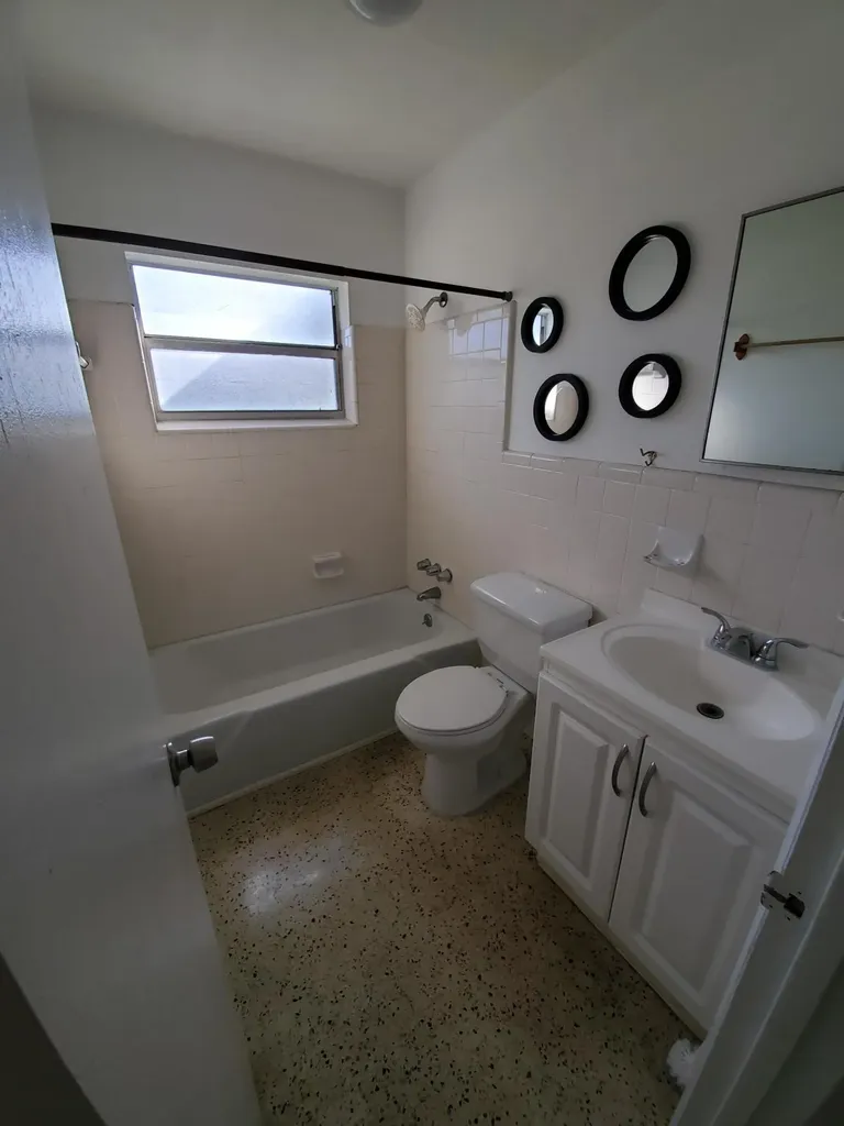 2760 Seneca Avenue Fort Pierce FL 34946