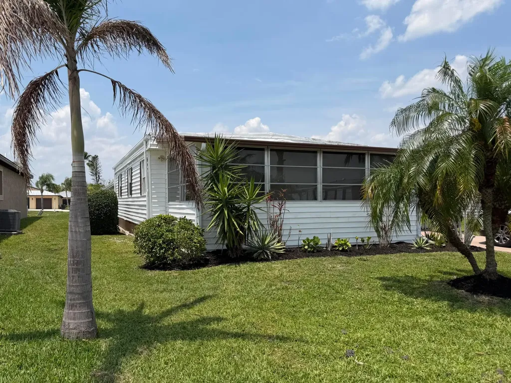 52 Huarte Way Port St Lucie FL 34952