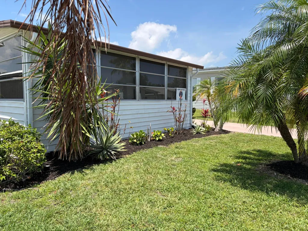52 Huarte Way Port St Lucie FL 34952