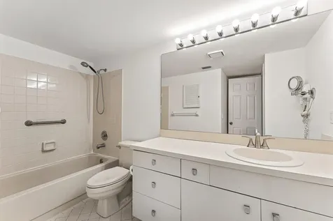 99 Seabreeze Avenue Delray Beach FL 33483